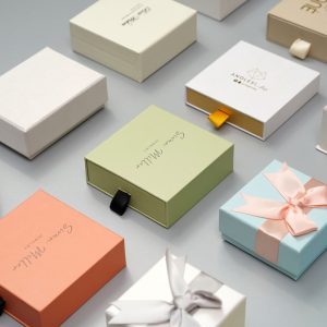 Custom Bracelet Boxes