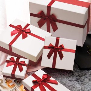 Custom Holiday Boxes
